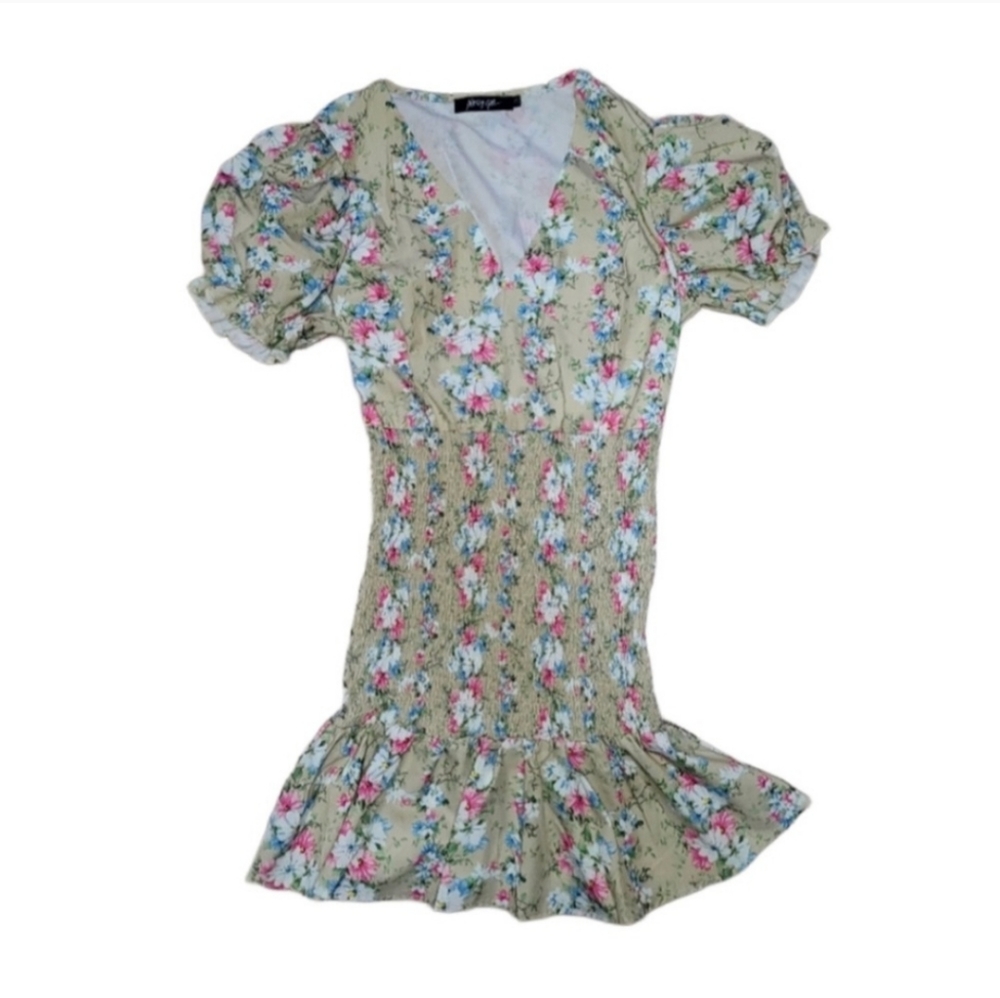 NWOT Floral Mini Dress